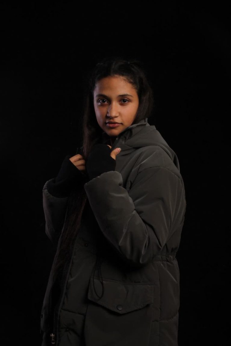 photo_5877282915304457197_y